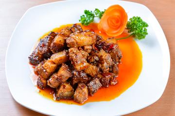 鄧小平の大好きな成都風豚角煮【小平川味紅焼肉】