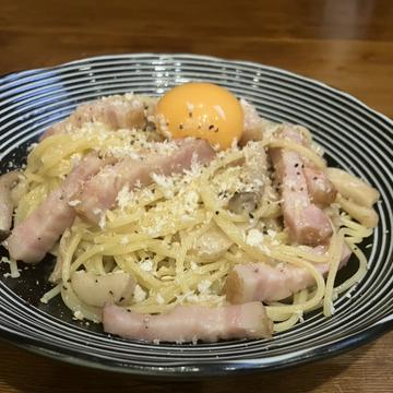 ベーコンときのこのカルボナーラ ビッグ