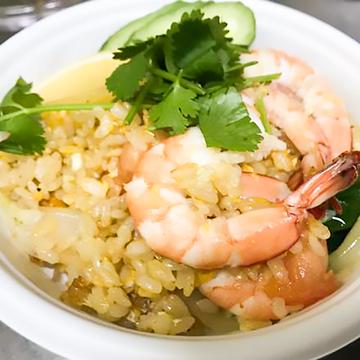 タイ風エビチャーハン