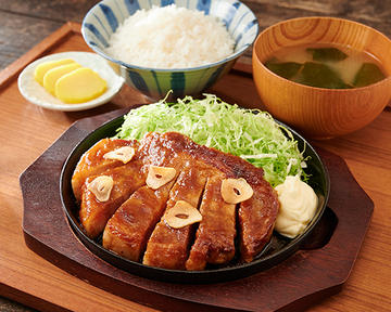 厚切りポークジンジャー定食 250g