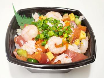 【人気No.2】バラちらし丼Chopped Fish bowl