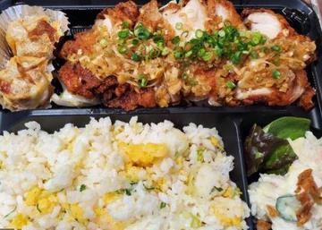 喜良喰名物！油淋鶏チャーハン弁当