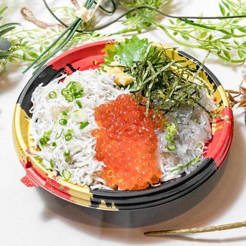 二色しらす・いくら丼