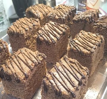 チョコレートミルクメイド練乳ケーキ Chocolate milkmade condensed milk cake