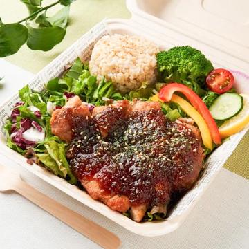 特製和風タレ 熟成皮なし鶏もも肉ステーキ200g Grilled Chicken Onion sauce