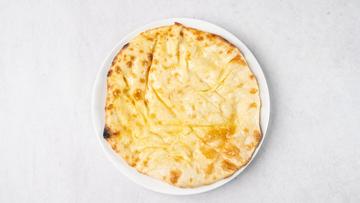 チーズナン - Cheese Naan