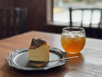 濃厚バスクチーズケーキ