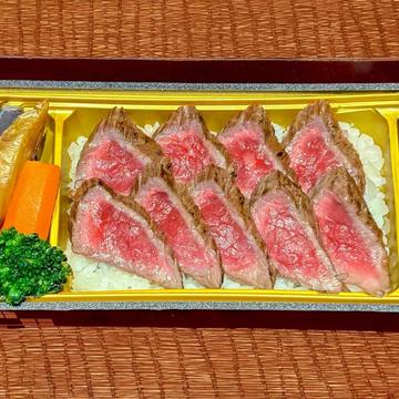 国産厳選ステーキ重(サーロイン80g)