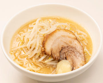 ラーメン(ヤサイ、ブタ1枚)