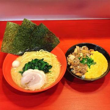ラーメン+豚飯