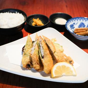 ぐるくん梅肉天ぷら定食