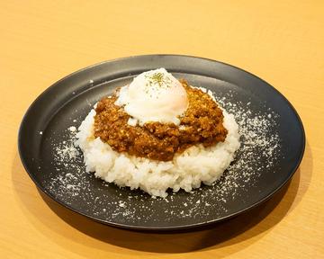 温玉のせ牛タンキーマカレー
