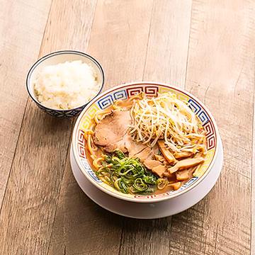 サバみそらーめん+白ごはん