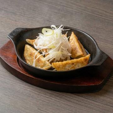 鶏肉味噌餃子