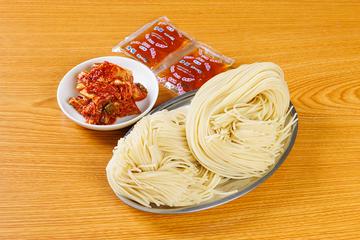 冷麺セット(冷麺2食分+白菜キムチパック詰め1個)