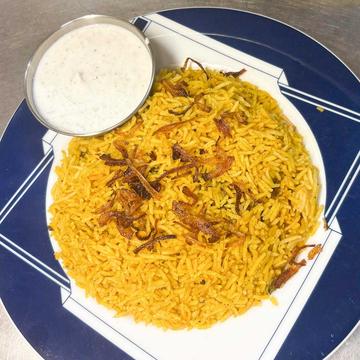 チキンビリヤニ CHICKEN BIRYANI