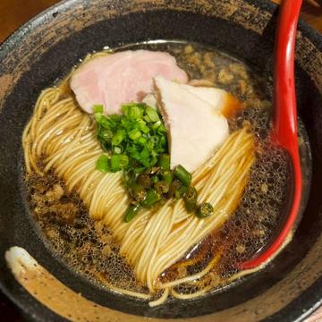 鶏清湯醤油ラーメン