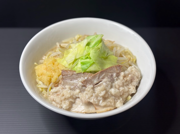 野菜たっぷり背脂中華そば