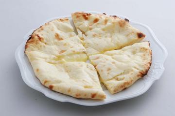 みんな大好き チーズナン/Cheese Nan