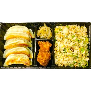 餃子とチャーハン弁当