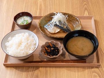 さばの味噌煮定食