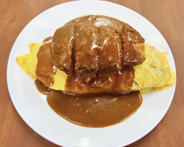 ミンチカツカレーオムライス