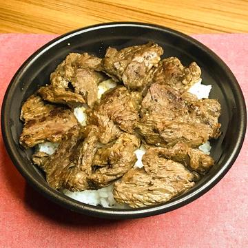 牛ハラミ焼肉丼 Beef Harami Yakiniku Rice Bowl