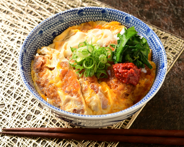 ニラ玉カツ丼