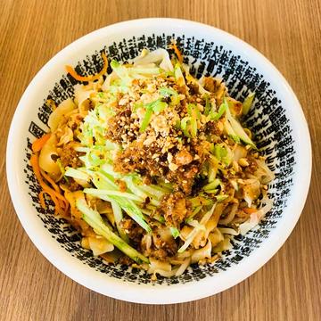 冷やし坦々刀削麺