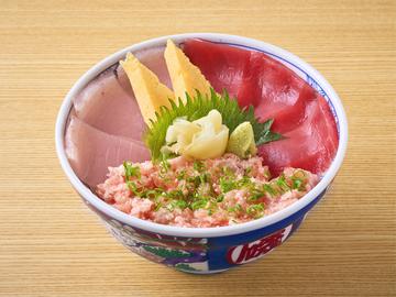 まぐろ3色丼