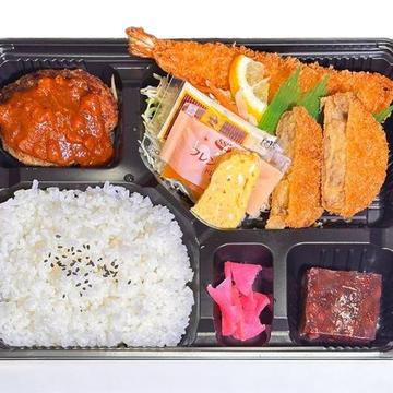 トリオ(ハンバーグ、エビフライ、コロッケ)