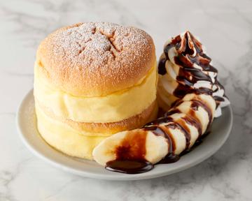 チョコバナナホイップスフレパンケーキ(2個付き)Chocolate Banana Souffle Pancake