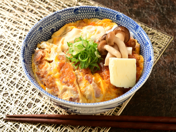 きのこバターカツ丼