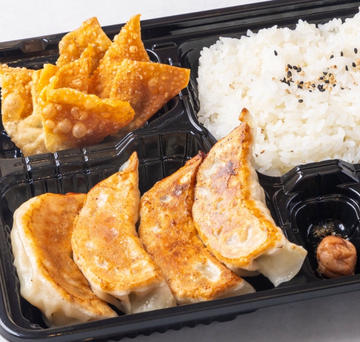 特製焼餃子弁当