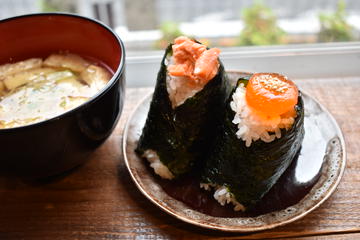 おにぎり2種+お味噌汁セット