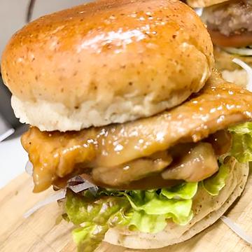 照り焼きチキンバーガー