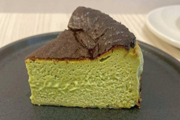 抹茶バスクチーズケーキ