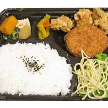 牛筋コロッケ・からあげ弁当