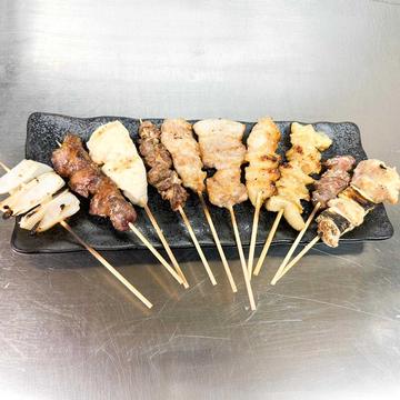 焼き鳥盛り合わせ (塩orタレ) 10本