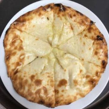 チーズナン・Cheese Nan