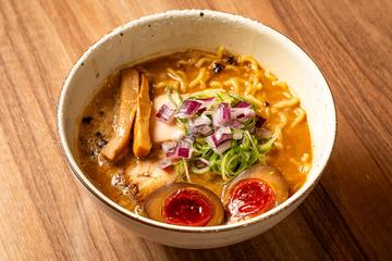 煮卵超濃厚豚骨味噌らぁ麺