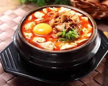 純豆腐チゲ(ご飯、おかず3品付き)
