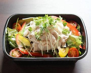 12種野菜の豚しゃぶサラダ