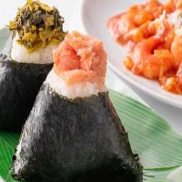 おにぎり二つ(明太子・高菜)・海老チリハーフ