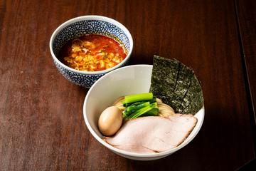 半熟味玉入り辛いつけ麺