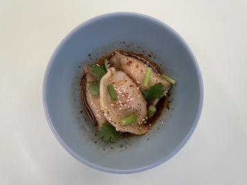 旨辛ダレのもっちり水餃子