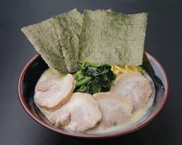 豚骨チャーシューラーメン
