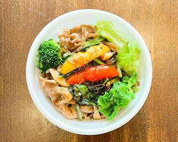 野菜と豚肉のゆず胡椒丼