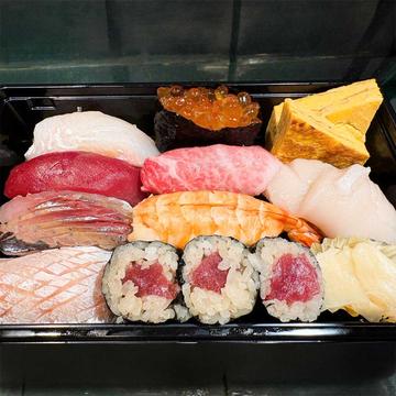 握り 松