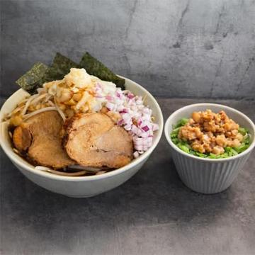 クスクスラーメンカツオブラック+ミニ背アブラ飯セット